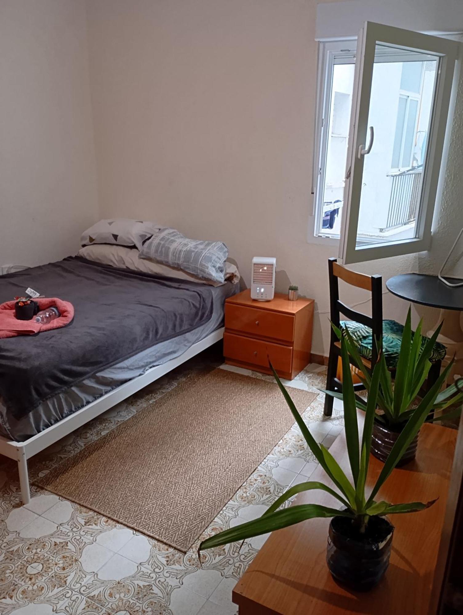 Grosses Modernes Zimmer "Silber" Fuer 2 Personen Und Katzenliebhaber Valência Exterior foto